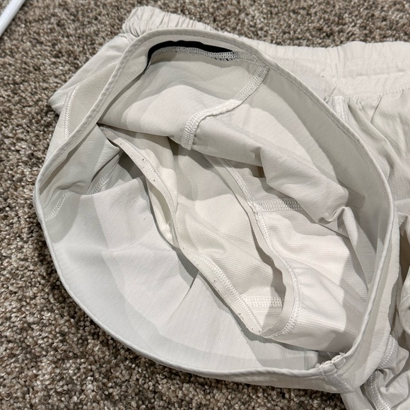 Lululemon Short - Picture 4 of 4